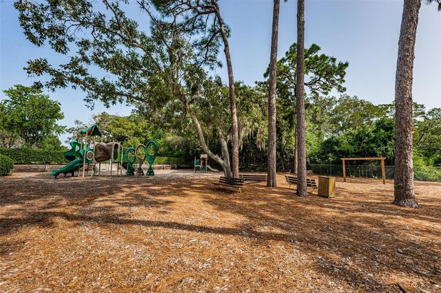 36750 US HIGHWAY 19 N 5-104, Palm Harbor, FL 34683