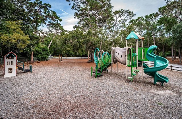 36750 US HIGHWAY 19 N 5-104, Palm Harbor, FL 34683