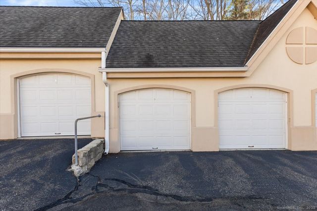 75 Washington Avenue 7-106, Hamden, CT 06518