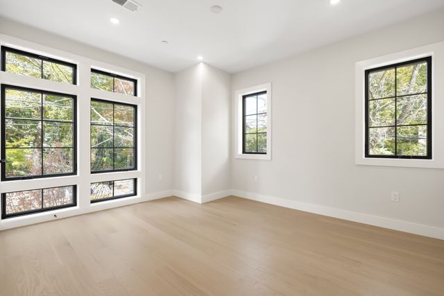 121 Hyde Street 121, Newton, MA 02461