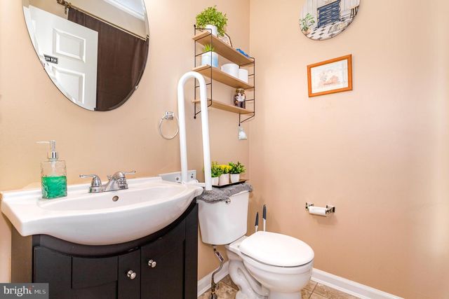 7485 SENECA RIDGE DR, York, PA 17403