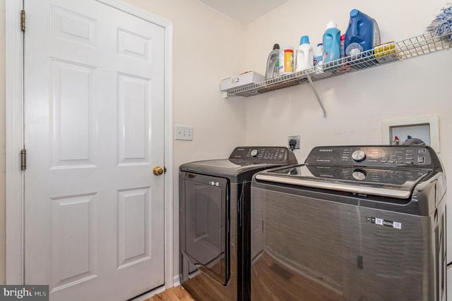 7485 SENECA RIDGE DR, York, PA 17403