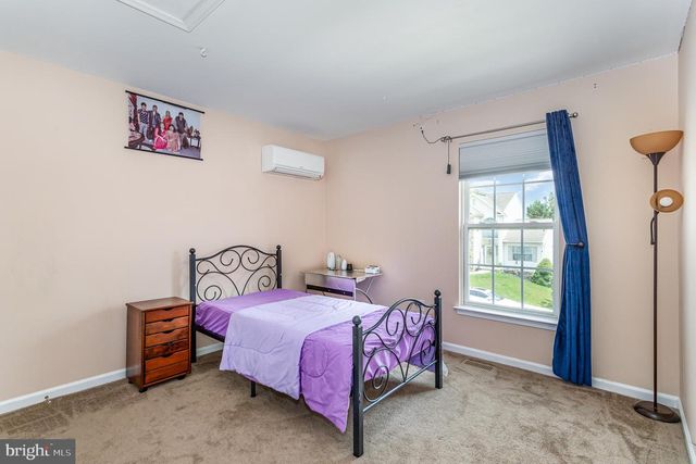 7485 SENECA RIDGE DR, York, PA 17403