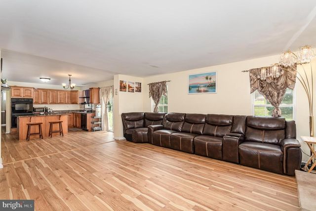 7485 SENECA RIDGE DR, York, PA 17403