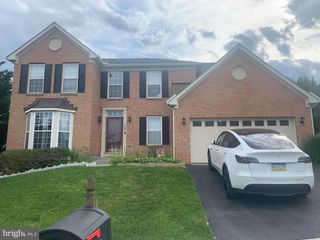 7485 SENECA RIDGE DR, York, PA 17403