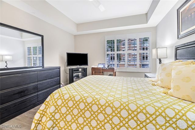 401 Bayfront PL 3205, Naples, FL 34102