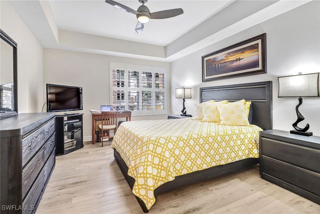 401 Bayfront PL 3205, Naples, FL 34102