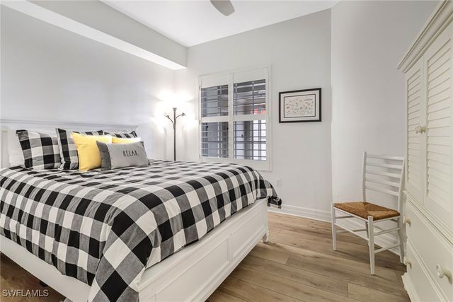 401 Bayfront PL 3205, Naples, FL 34102