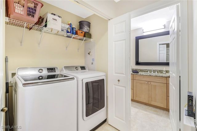 401 Bayfront PL 3205, Naples, FL 34102