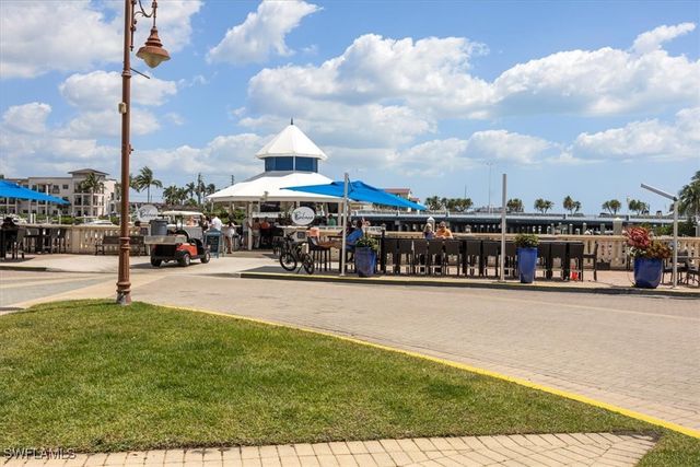 401 Bayfront PL 3205, Naples, FL 34102