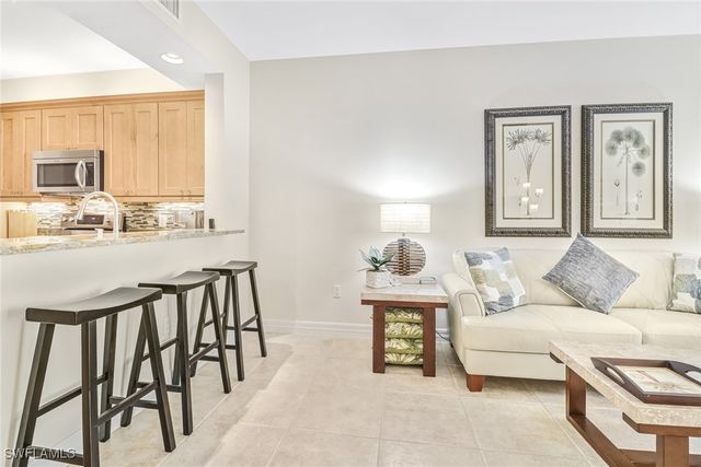 401 Bayfront PL 3205, Naples, FL 34102