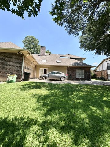 1525 Palm Valley Drive, Garland, TX 75043