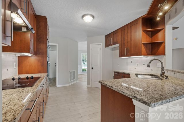 10243 Fairway Ridge Road, Charlotte, NC 28277
