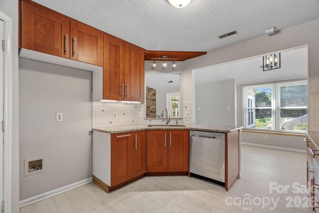 10243 Fairway Ridge Road, Charlotte, NC 28277