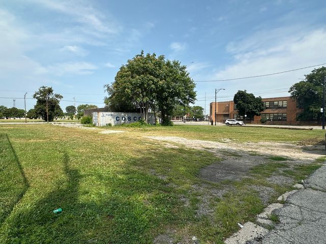 5101 S State Street, Chicago, IL 60609