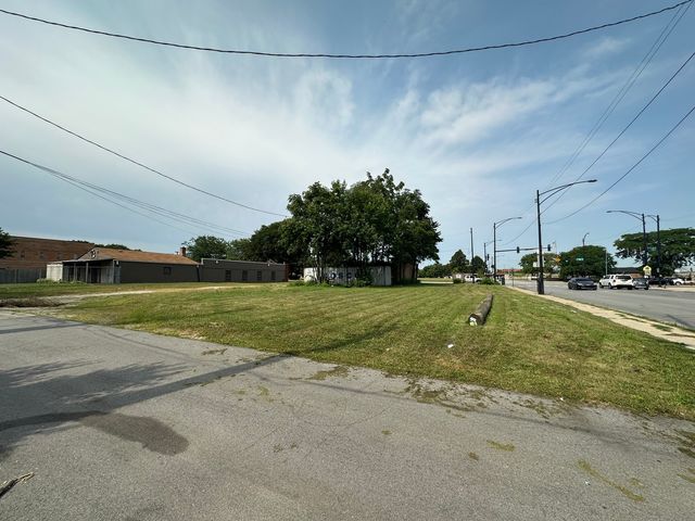 5101 S State Street, Chicago, IL 60609