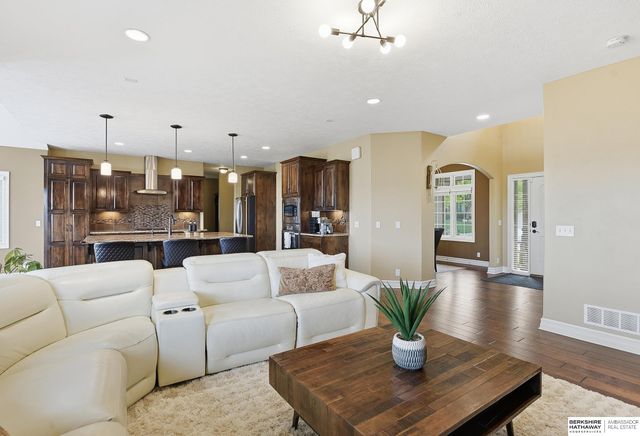 3114 N 193rd Street, Omaha, NE 68022