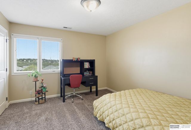 3114 N 193rd Street, Omaha, NE 68022