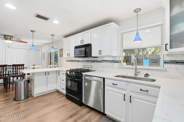 708 Montreville Avenue, Deland, FL 32724