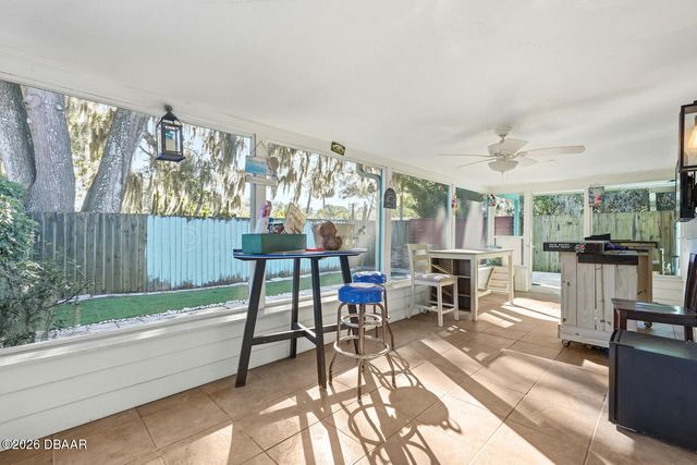 708 Montreville Avenue, Deland, FL 32724