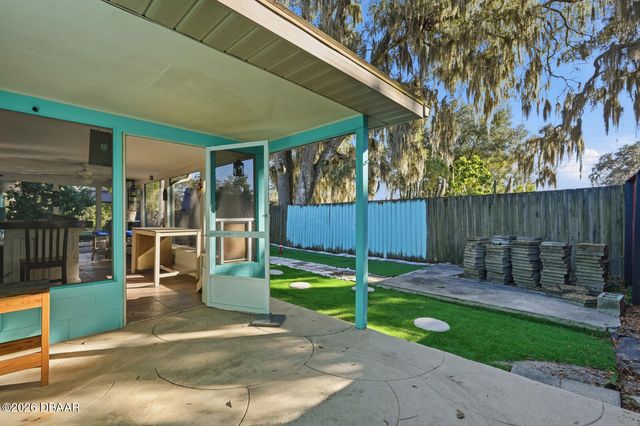 708 Montreville Avenue, Deland, FL 32724