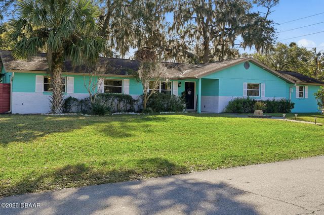 708 Montreville Avenue, Deland, FL 32724