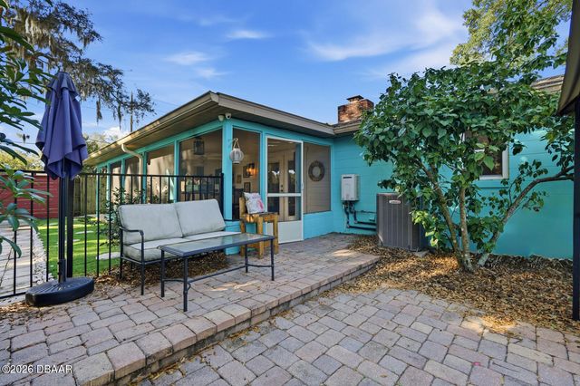 708 Montreville Avenue, Deland, FL 32724