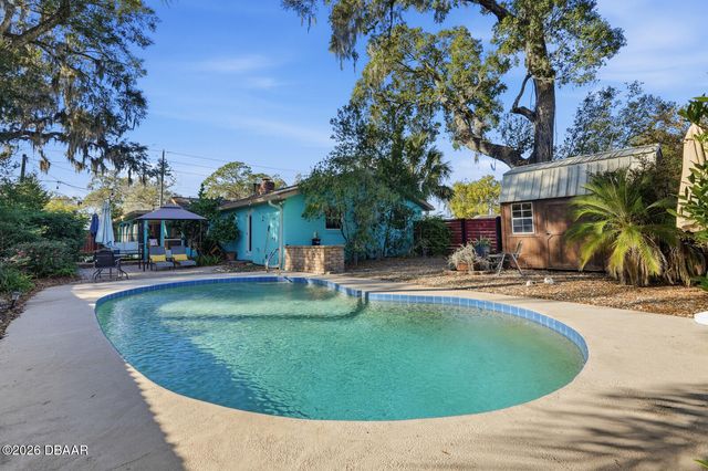 708 Montreville Avenue, Deland, FL 32724