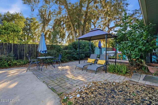 708 Montreville Avenue, Deland, FL 32724