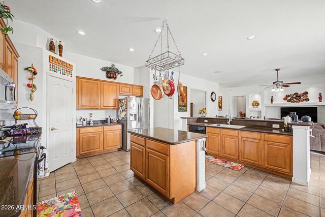 25424 N 73RD Avenue, Peoria, AZ 85383
