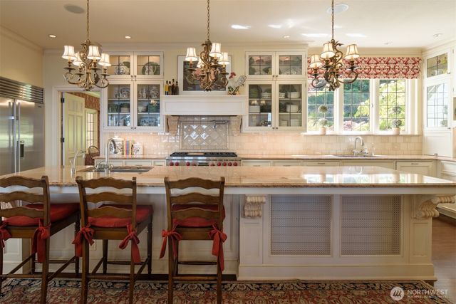 83 Olympic Drive NW, Shoreline, WA 98177