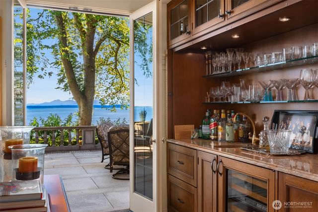 83 Olympic Drive NW, Shoreline, WA 98177