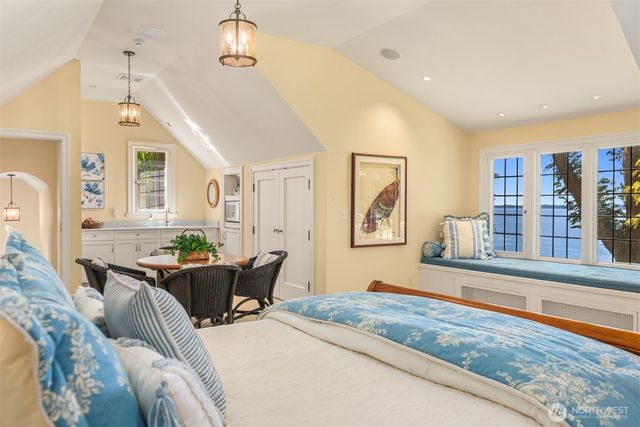 83 Olympic Drive NW, Shoreline, WA 98177