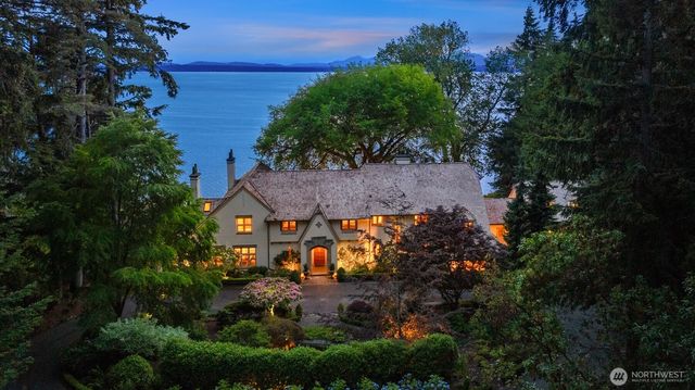 83 Olympic Drive NW, Shoreline, WA 98177