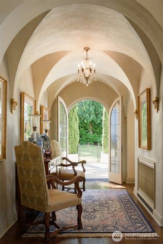 83 Olympic Drive NW, Shoreline, WA 98177