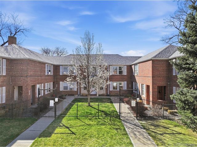 2823 Jasmine St, Denver, CO 80207
