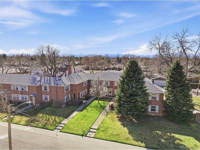 2823 Jasmine St, Denver, CO 80207
