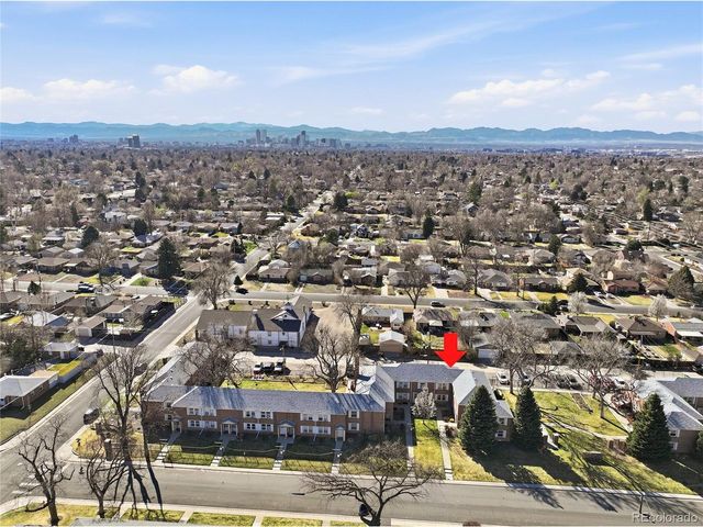 2823 Jasmine St, Denver, CO 80207