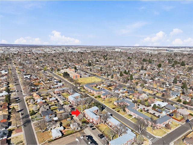 2823 Jasmine St, Denver, CO 80207
