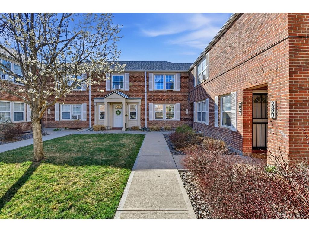 2823 Jasmine St, Denver, CO 80207
