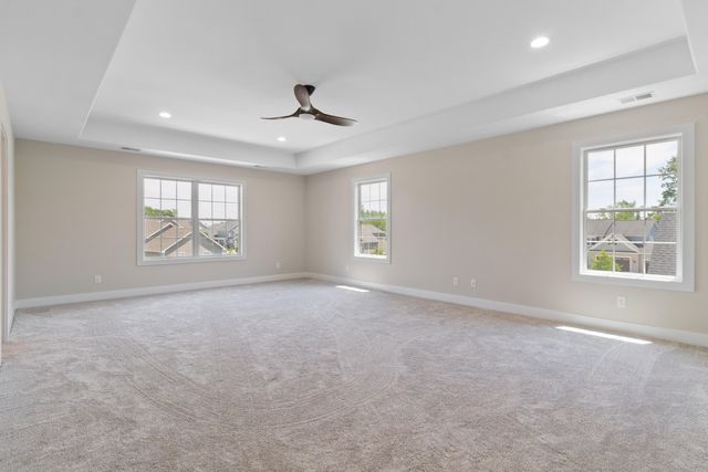 4705 Hyde Park Drive, Valparaiso, IN 46383