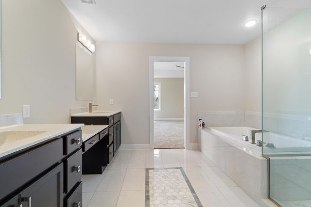 4705 Hyde Park Drive, Valparaiso, IN 46383
