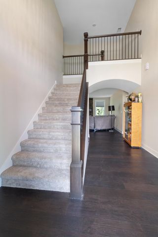 4705 Hyde Park Drive, Valparaiso, IN 46383