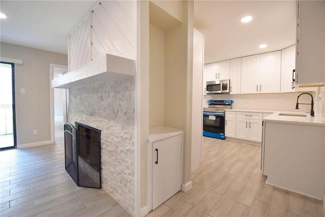 8600 Fathom CIR 1408, Austin, TX 78750