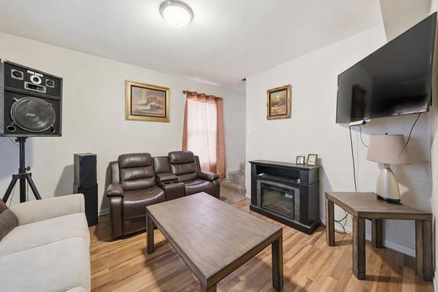 7219 S Wood Street, Chicago, IL 60636