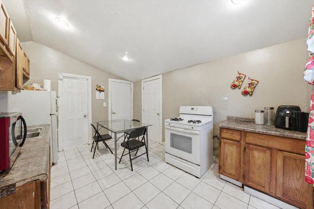 7219 S Wood Street, Chicago, IL 60636