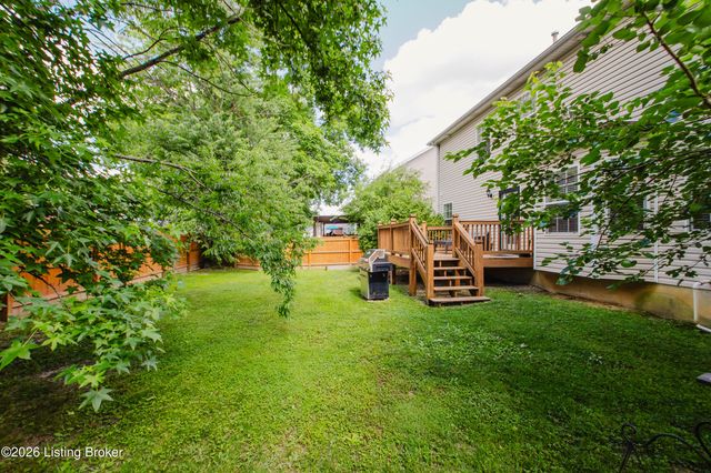 7002 Village Gate Trace, Louisville, KY 40291