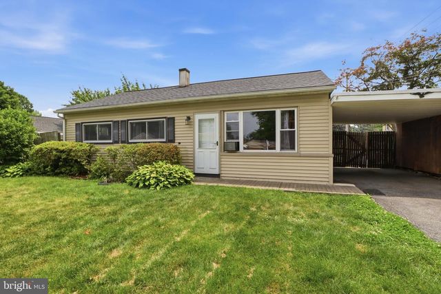 4 CONOY RD, Landisville, PA 17538