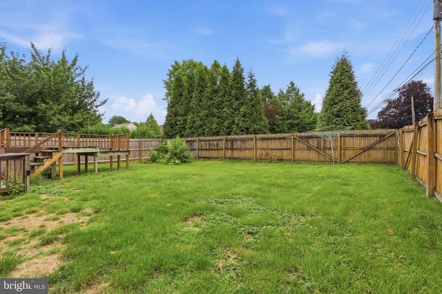 4 CONOY RD, Landisville, PA 17538