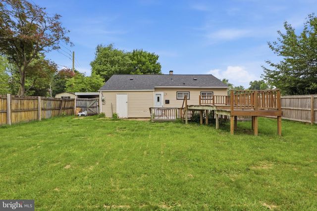4 CONOY RD, Landisville, PA 17538